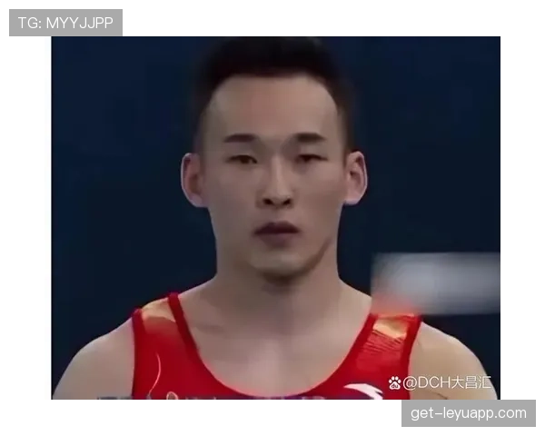 肖若腾赛场上拼命样子，私下竟然是这副“神仙气质”让人笑抽了！